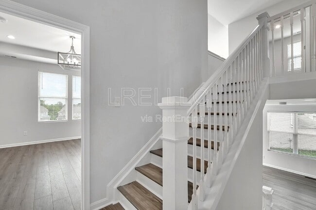 Photo - 9211 Tamarack Grove Ln
