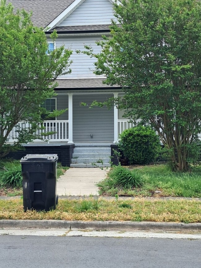 Photo - 909 Washington St Unit 909-B Washington - Wool and Ray