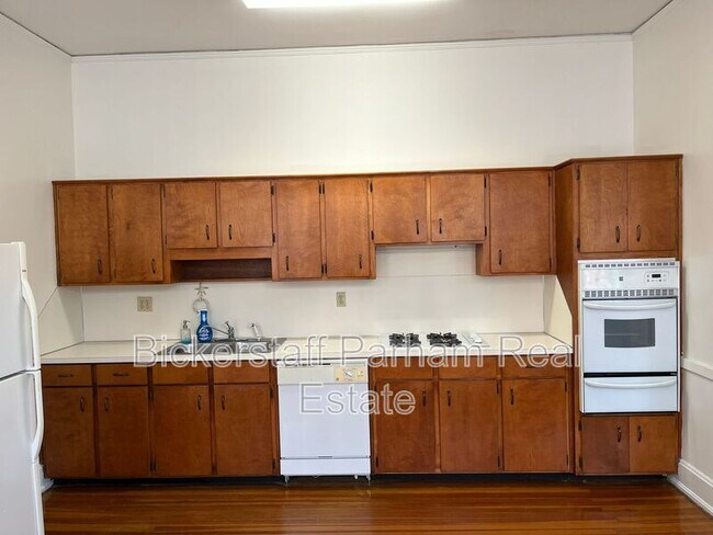 Photo - 1310 Stark Ave Unidad C