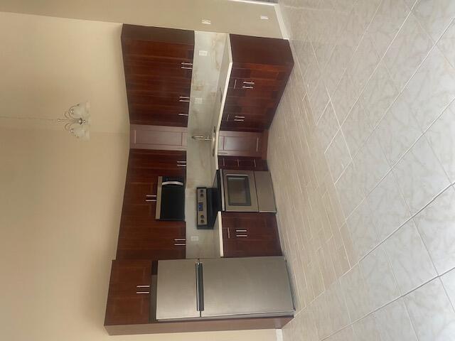 2427 NW 55th Terrace
