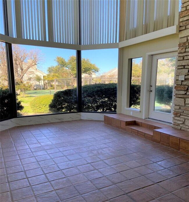 Photo - 101 World of Tennis Sq