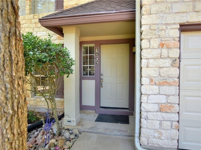 7906 Truman Cove
