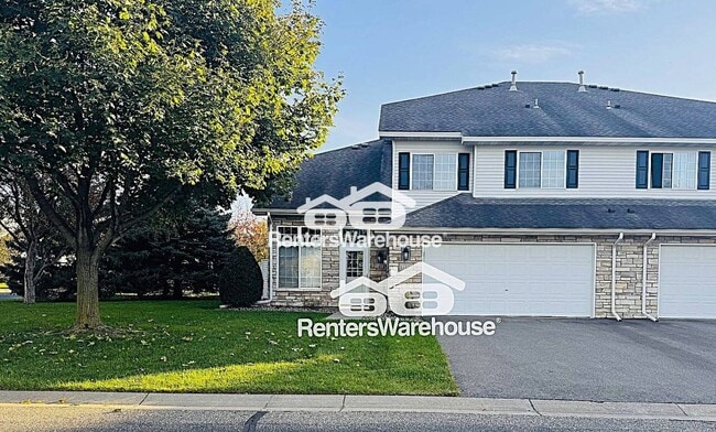 Building Photo - 17119 Eastwood Ave