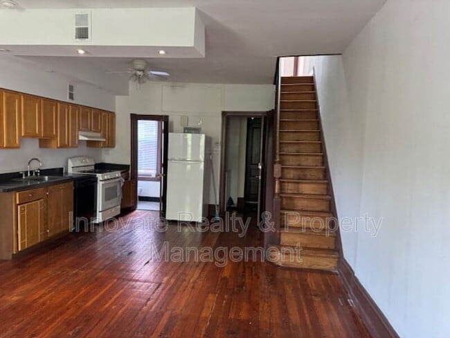 4416 Locust St