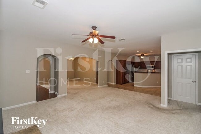 Photo - 6111 Lubiani Valley Dr