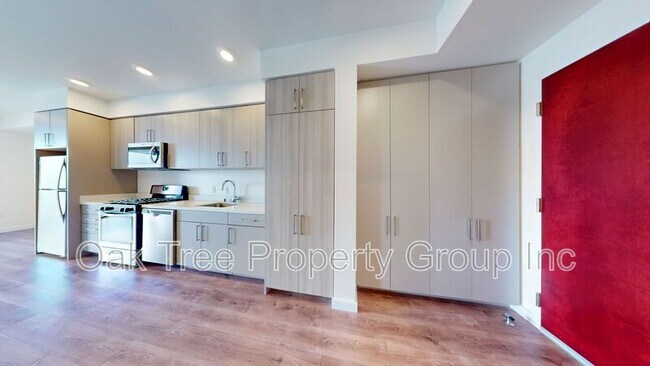 Photo - 532 Union St