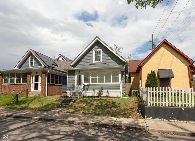 Photo - 1661 S Talbott St