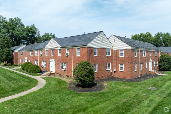 The Woods of Fairlawn - The Woods of Fairlawn