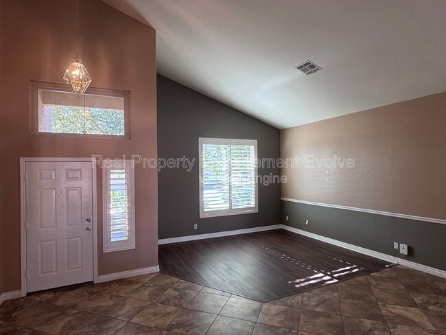 Photo - 10426 E Dolphin Ave