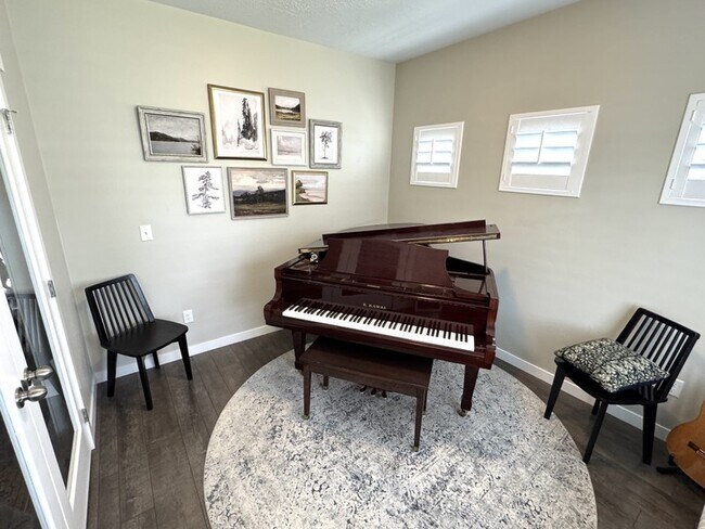 Photo - 835 N Plainsman Dr