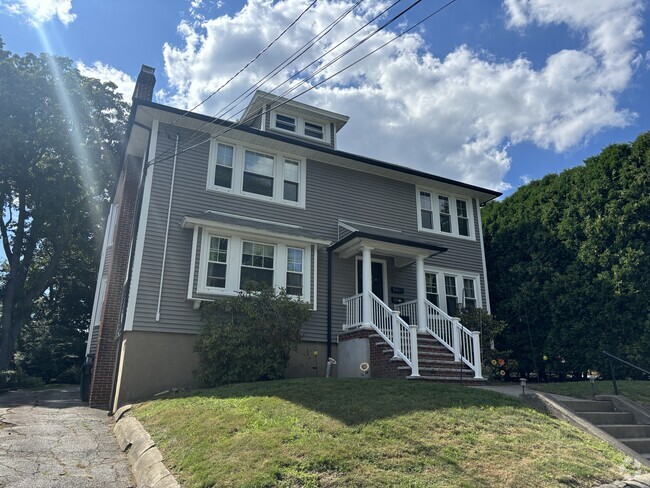 Building Photo - 18 Adams Ave Unit 2 Rental