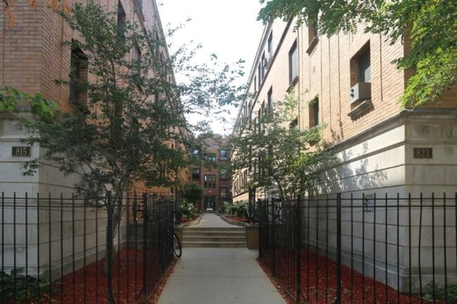 3513 N Reta Ave Unit J02P