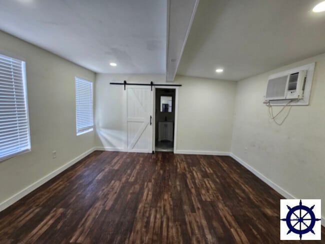 Photo - 804 College Ave