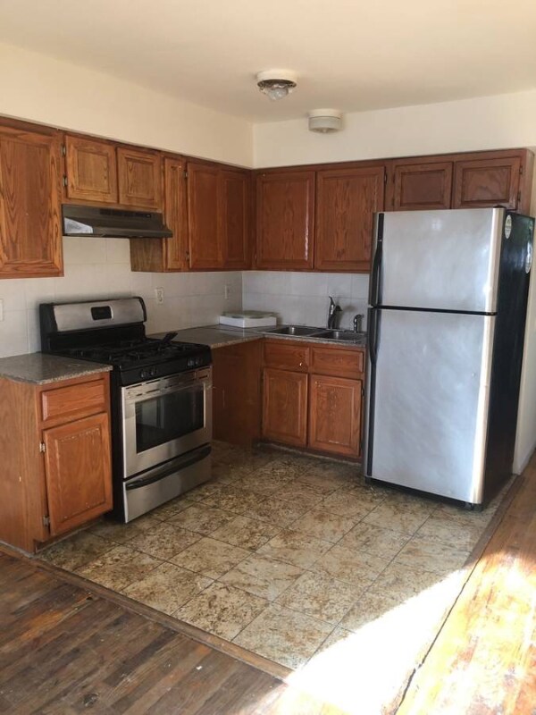 Photo - 37-39-3769 69th St