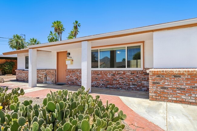 Photo - 77054 California Dr