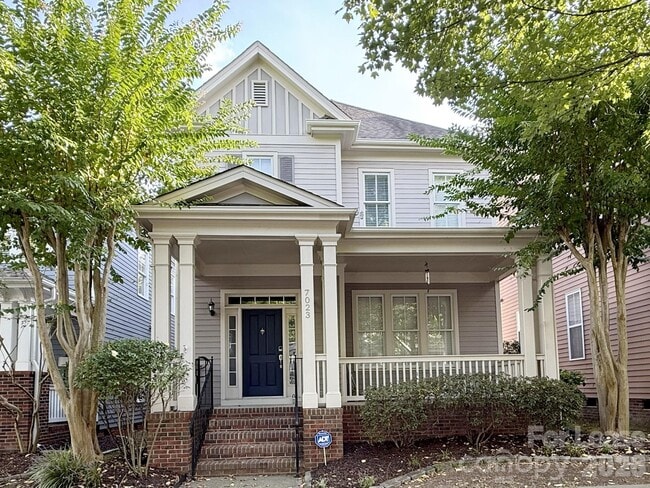 Building Photo - 7023 Blakeney Greens Blvd