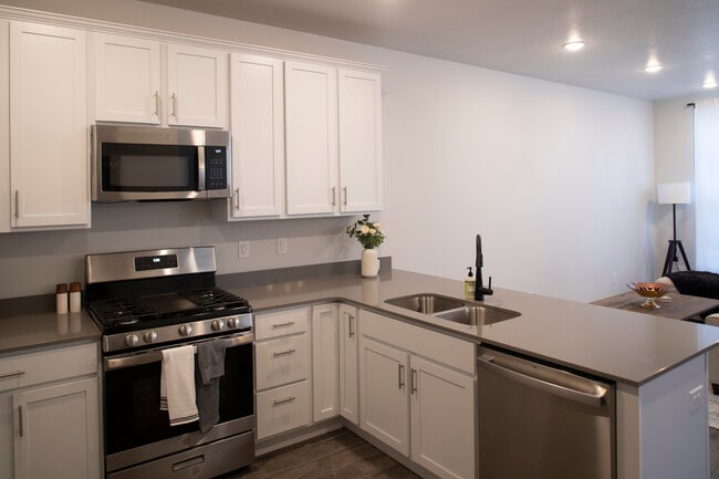 Photo - 1782 N 140 E