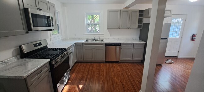 Photo - 309 S Aurora St Unidad 2