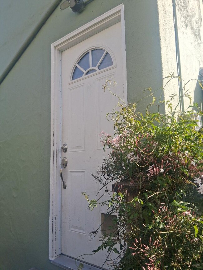 Photo - 1317 Chanticleer Ave