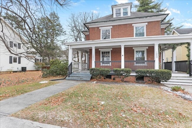 Photo - 1052 Edgar Ave Unit 1052 Edgar Ave