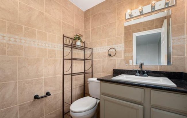 Photo - Spacious 3 Bedroom with large yard