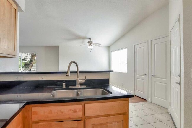 Photo - Solana Apartments