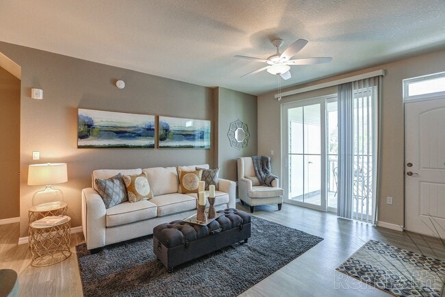 Photo - Lemon Bay Apartments