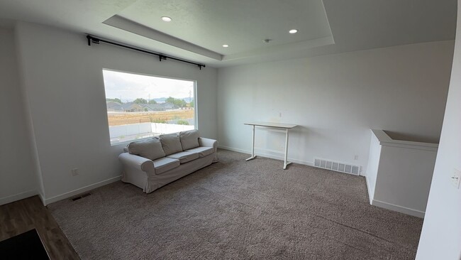 Photo - 8285 Lakeshore Dr Unit Upstairs
