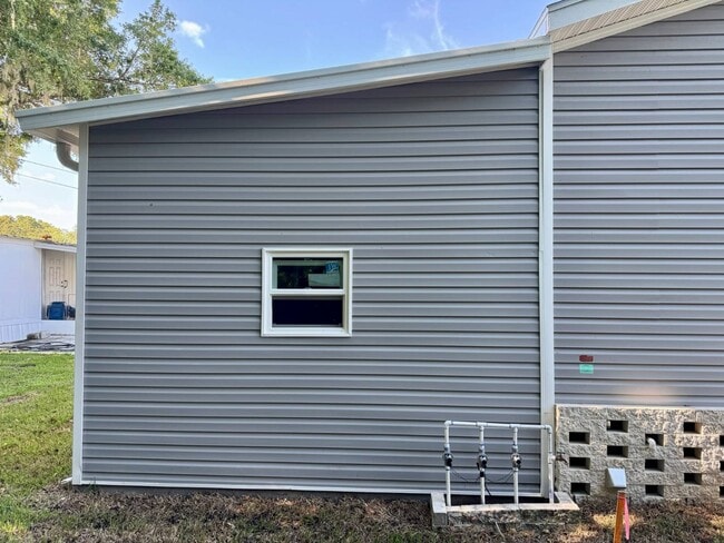 Photo - 843 E Colonial Cir