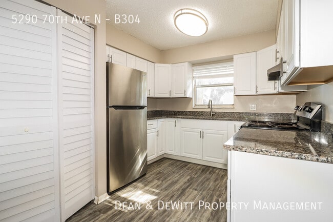 Photo - 2 Bed/1 Bath - Unit B304