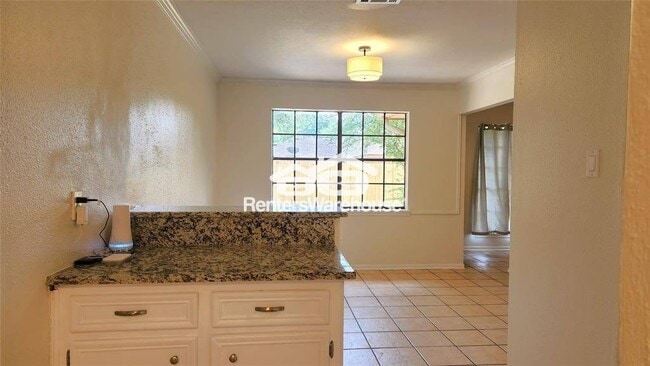 Photo - 2702 Foliage Green Dr