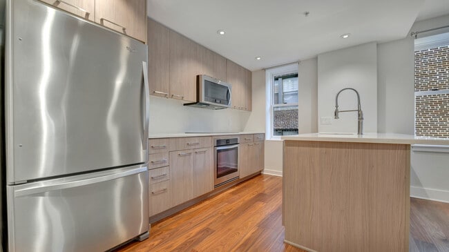 Photo - 2331 15th St NW Unit 202
