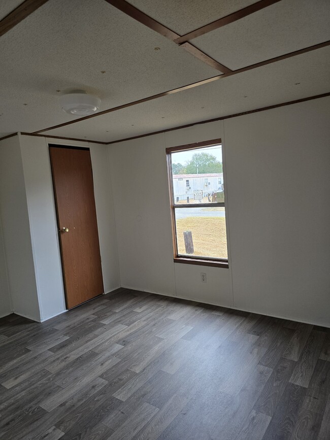 Photo - 8582 Rye Patch Rd