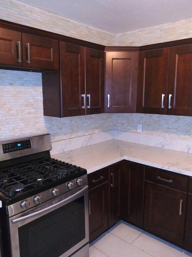 Photo - 1201 Olive Ave