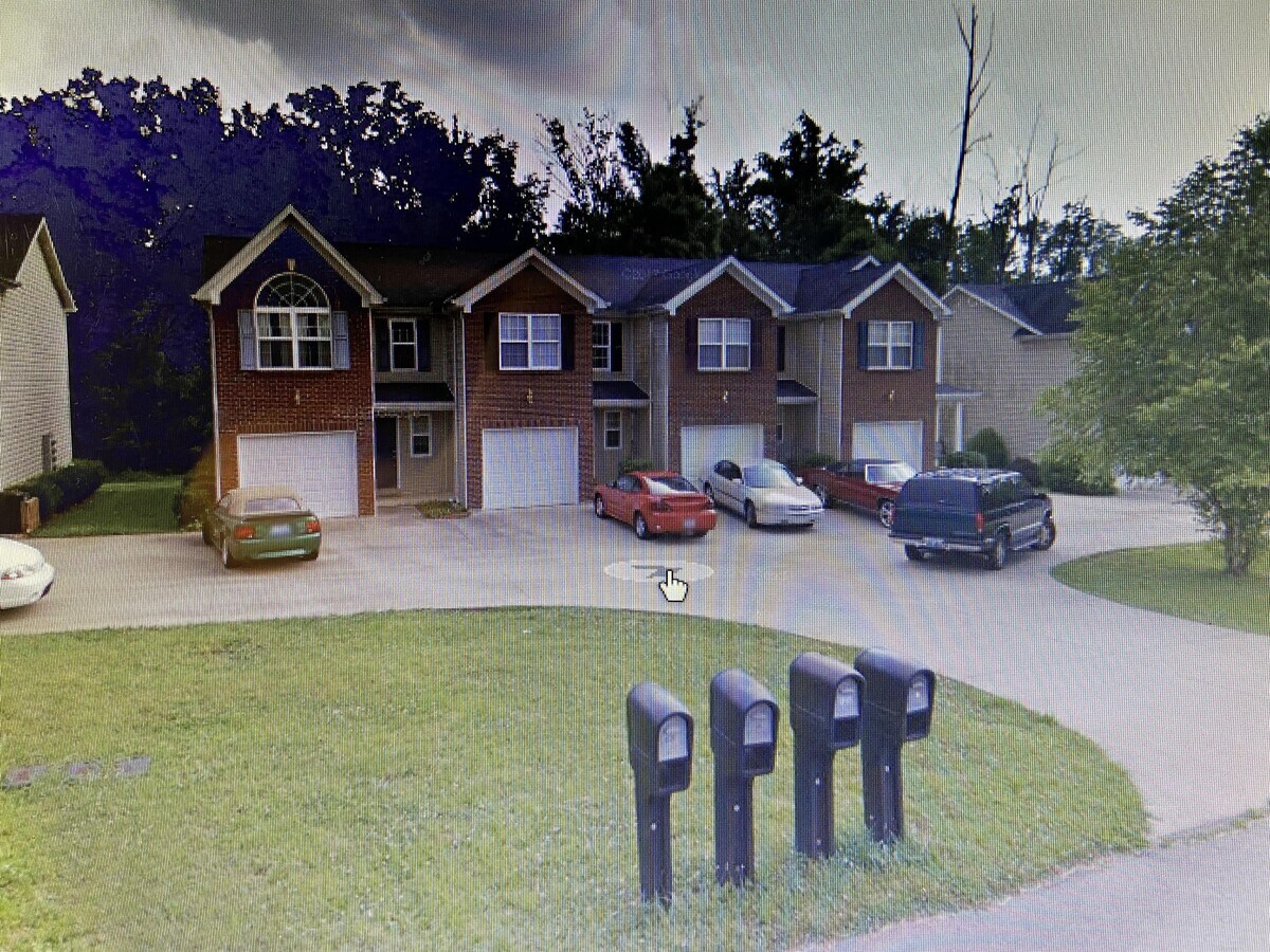 Photo - 123 Ashberry Dr House