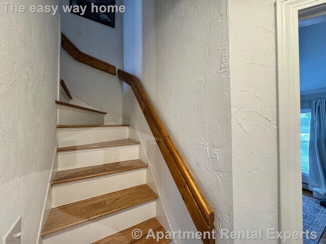 Photo - 25 4th St Unit 1