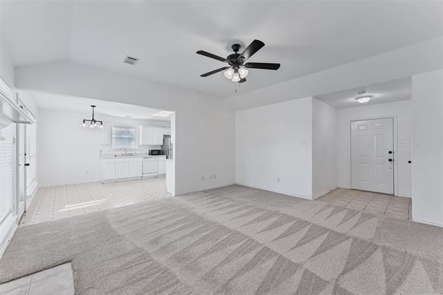 Photo - 134 Lynnie Penny St