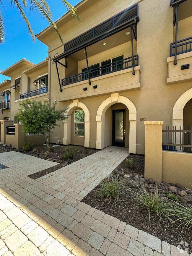 Building Photo - 6565 E Thomas Rd Unit 1017 Rental