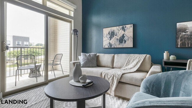 Photo - 1900 Airport Commerce Dr Unidad 2219