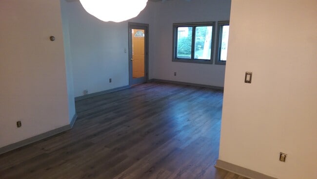 Photo - 3267 N Bartlett Ave Unit UWM / East-Side 3BR lower flat