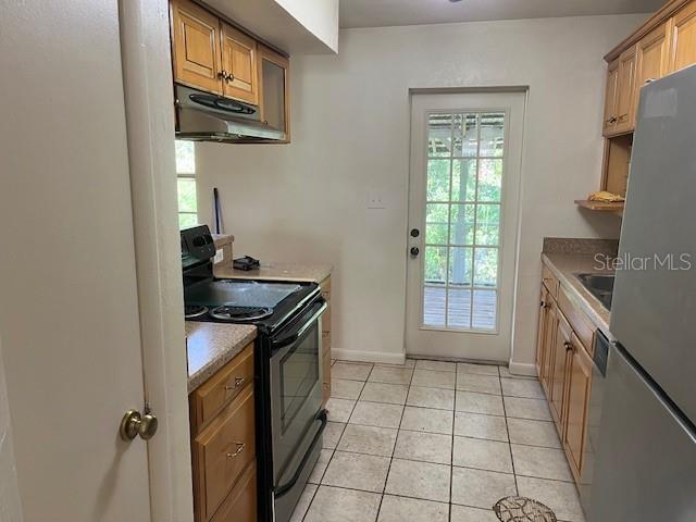 4921 NW 37th Dr