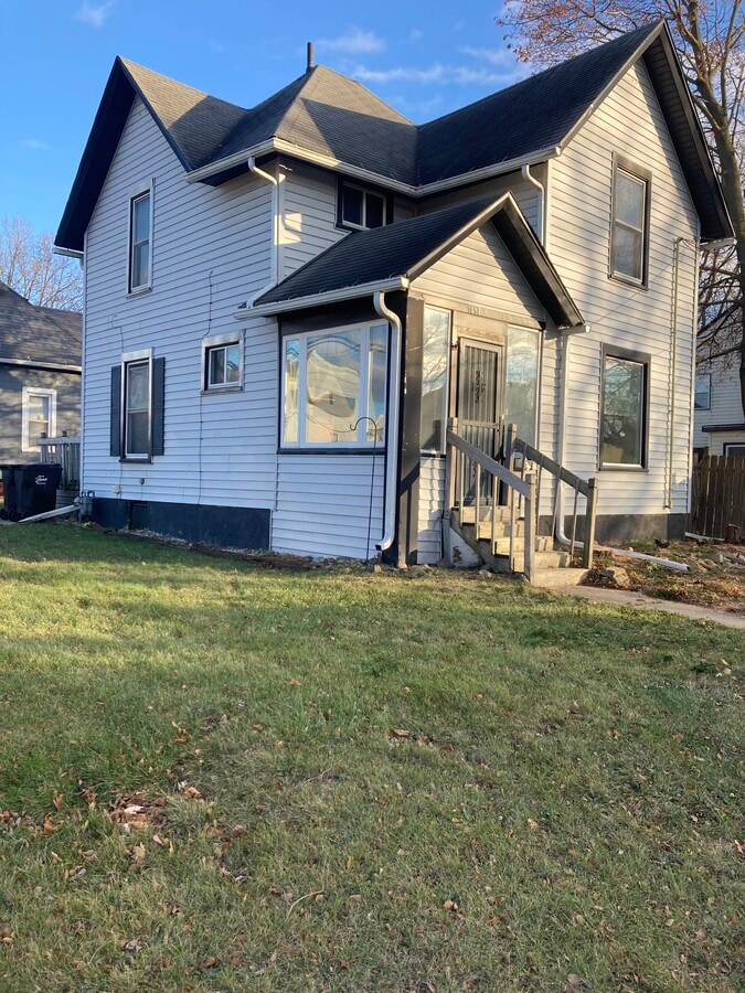 Photo - 1057 Vine St