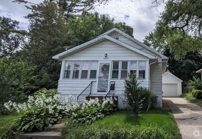 Building Photo - 1005 W Dale Ave Rental