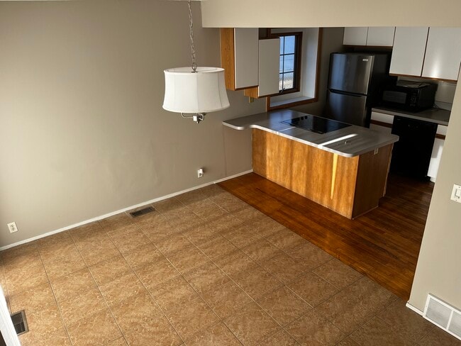 Photo - 13809 Greenfield Rd