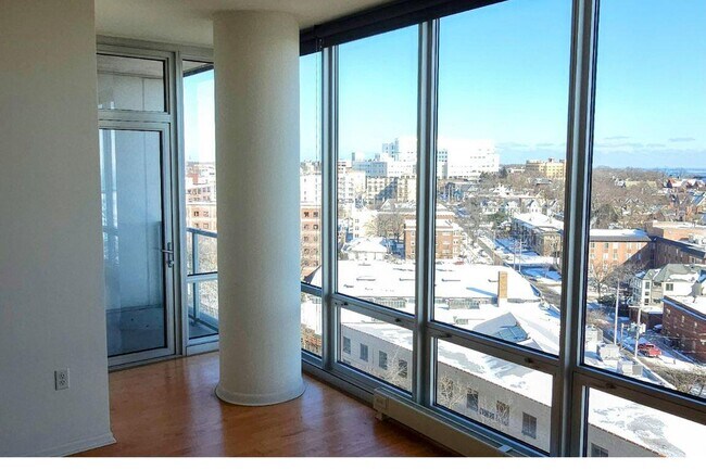 Photo - 1918 E Lafayette Pl