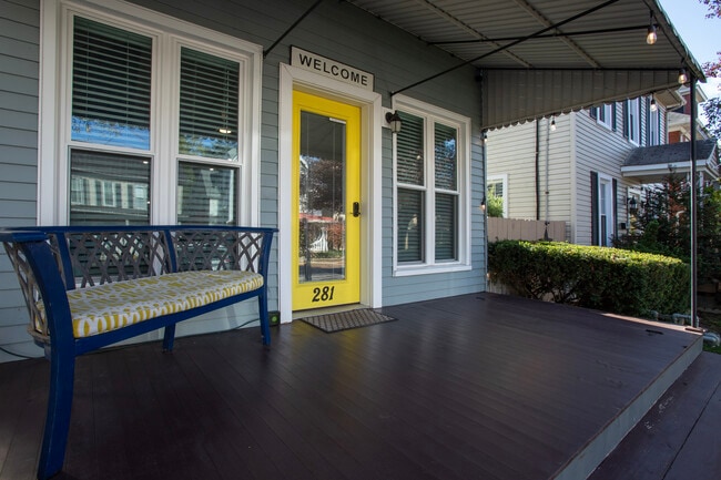 Photo - 281 W Main St