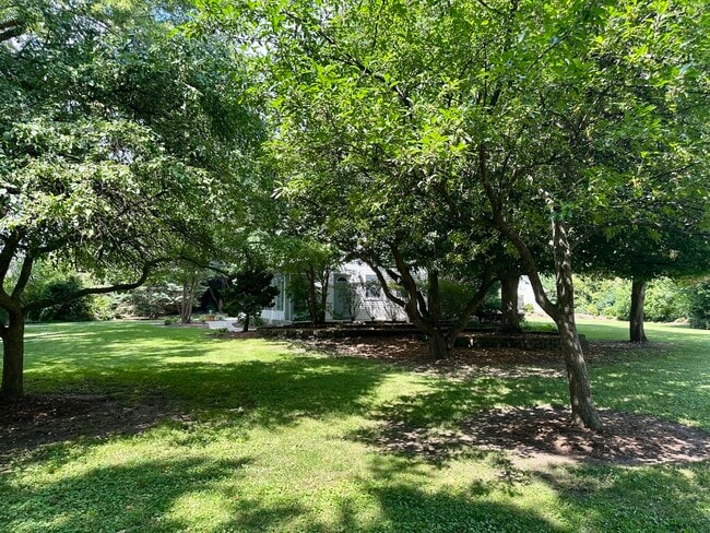 Photo - 17N750 Galligan Rd