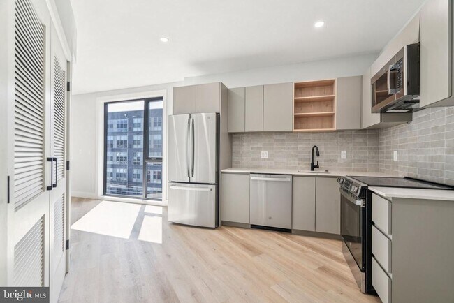 Photo - 3748 Lancaster Ave Unidad 211