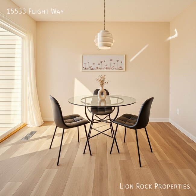 Photo - 15533 Flight Way