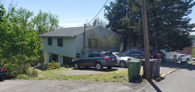 Photo - 806 Price St